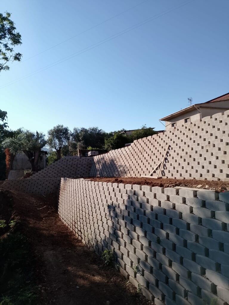 Blocchi per Muri di contenimento terra